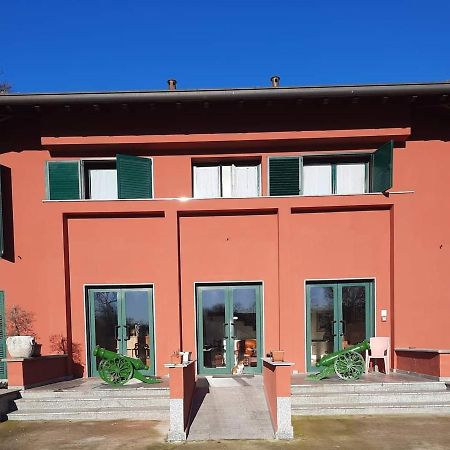Mambly B&B Ristorante Pizzeria Galliate Exterior photo